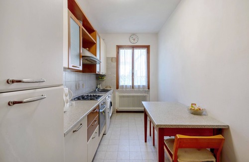 Reschigliano Villa | 'Villa Yolanda' close to the Sea with Garden & A/C