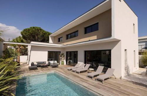 Cap d'Agde House | Villa Yuna Heated Swimming Pool Beach