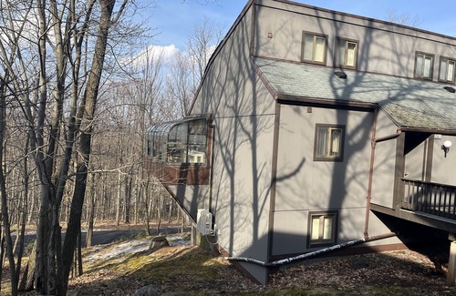 Village at Camelback Condo | Village at Camelback ski in/out a few units from the slopes! Beautiful views!