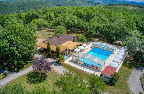 Orliaguet Ski Chalet | Village de gîtes La Truffière: Chalets in the heart of nature - heated swimming pool