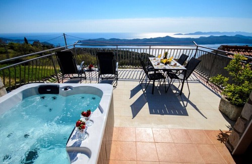 Dubrovacko Primorje Villa | Village house Kate Dubravica by Villas Guide