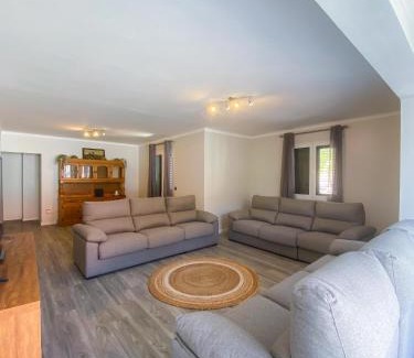 Machico Apartment | Village Square Coastal Apartment 2F