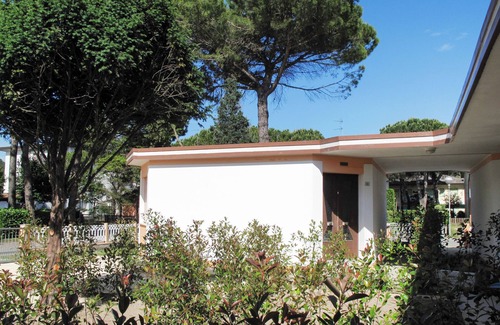Bibione Lido dei Pini House | Villaggio Battiston by Interhome