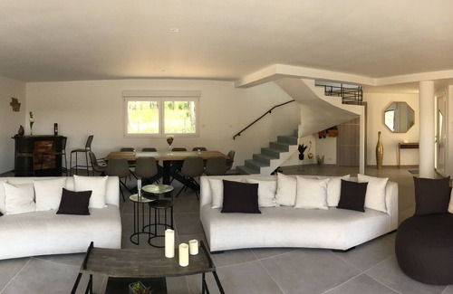 Bagnols-en-Foret Villa | Villaparadise83 . a superb villa with heated pool