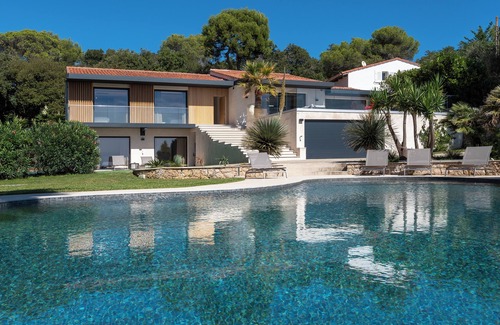 Nice Villa | Villefranche-sur-Mer/Vinaigrier - New Property - Pool - Tennis - Sea View