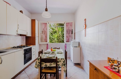 Rivabella Apartment | Villetta Andromeda by BarbarHouse