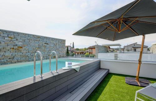 Peschiera del Garda Ski Chalet | Villetta Dolci Luxury Home - A2