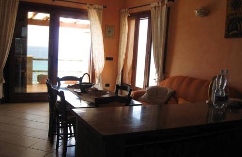 Arbus House | Villetta fronte mare