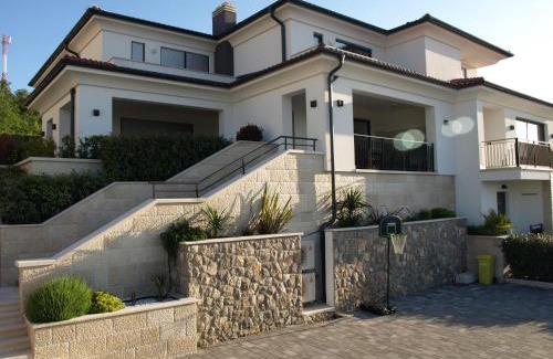 Njivice House | Villetta Mia