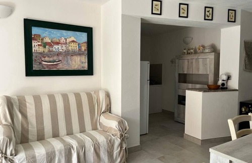 Villaggio Piras Cottage | Villetta RosaNew villa with garden a few minutes walk from the beach