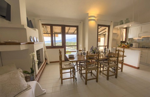 San Stefano House | Villetta Waterfront Cala Caterina, Villasimius, direct access to the beach,Wi-Fi