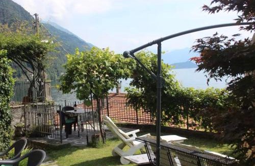 Argegno Apartment | Villino Elena