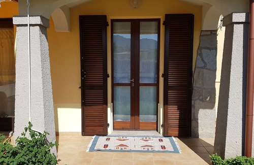 Castiadas Villa | Villino Olivia for families and pets 5 minutes from beautiful Costa Rei