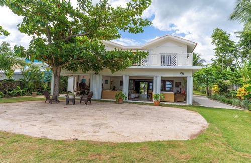Guayacanes Villa | Villla with private beach