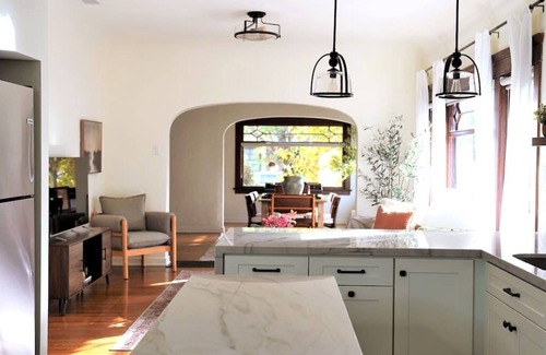 Bluff Heights House | Vintage Beach Retreat | Pool, King Beds, Coffee Bar