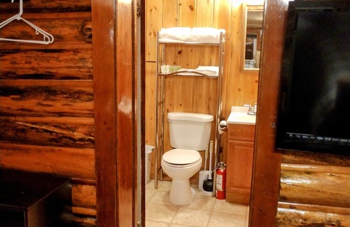 Cooke City-Silver Gate Cabin | Vintage Cooke City cabins in the heart of Downtown Cooke City, Montanan