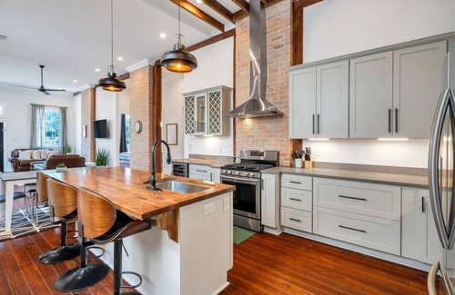 Esplanade Ridge House | Vintage Elegance in NOLA: 3BR, Patio, Arcade Room Bliss