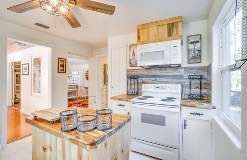 Mount Dora Cottage | Vintage Mount Dora Cottage w/Screened Porch!