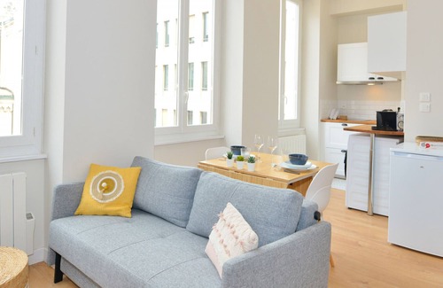 Voltaire - Saint Amour Apartment | Viognier - Appart'Ambiance