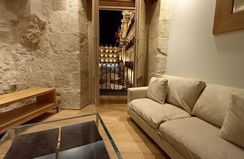 Centro Apartment | VIP apartment with balconies to the Plaza Mayor