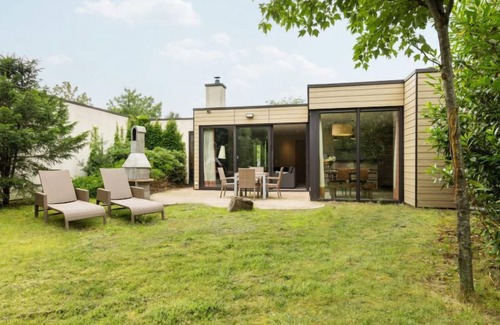 Heijen House | VIP Eden Cottage by Interhome