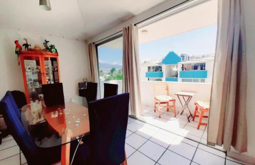 Caleta Apartment | Vista a la bahia de Acapulco - Departamento para grupos de hasta 8 huéspedes