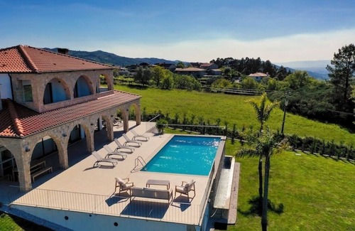 Lavradas House | Vista D'Ouro- Luxury Villa in the mountains