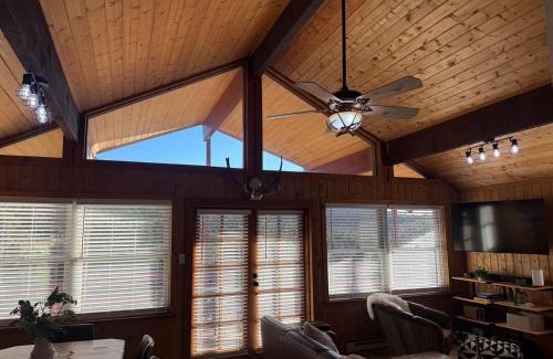 Placitas House | Vista Estrella -Cozy Mountain Cabin w Starry Views