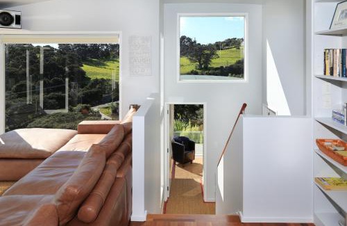 Onetangi Villa | Vista Twenty One - Stay Waiheke