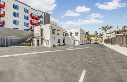 Vista Apartment | Vista Vacation Downtown | Walkable | Modern Escape