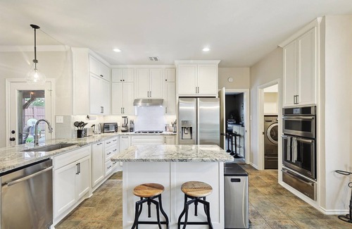 Lewisville House | Vista Valley Vacay, 5-BD w Pool & Cinema