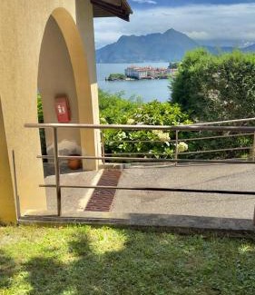 Carciano Apartment | VistaBellaBorromeoFlat