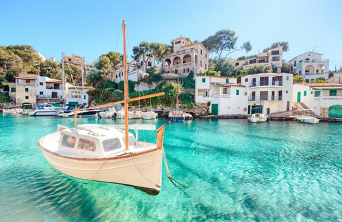 Alcanada Villa | Vistafar - Private Pool & Only 50m to the Sea