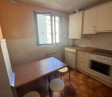 Comillas City Center Apartment | Vistas Sobrellano