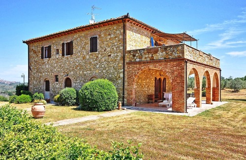 San Gimignano Apartment | Vittoriana 3 - Country house with swimming pool in San Gimignano, Tuscany
