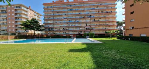 Malgrat de Mar Apartment | Vivalidays Luis