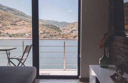 Armamar Villa | Vivenda à Beira Rio