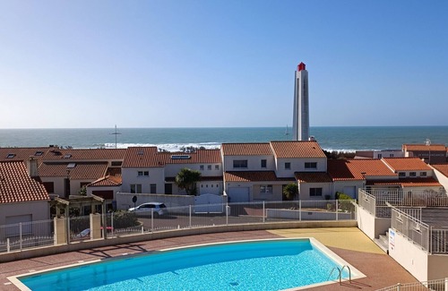 Les Sables d'Olonne Villa | Vivez dans cet ancien sémaphore avec vue mer