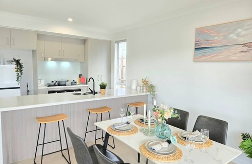 Logan Reserve House | Vivid Logan In Your Trip