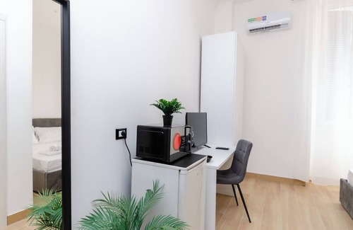 Cagnola Apartment | VivimiHome - Plana Room