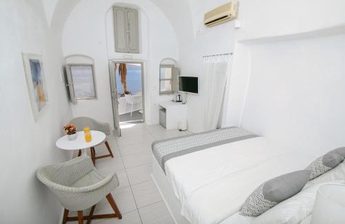 Oia Hotel | Vogue Suites