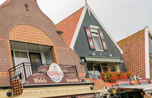Volendam House | Volendam Old Bridge Residence (room 6)