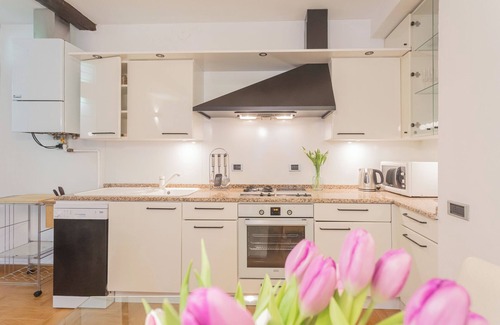 Como City Centre Apartment | Volta Apartment by Rent all Como