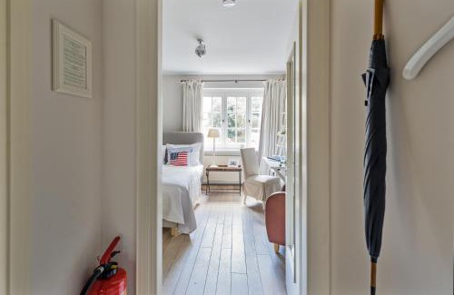 Harvestehude Apartment | von Deska Townhouses - Ivy House
