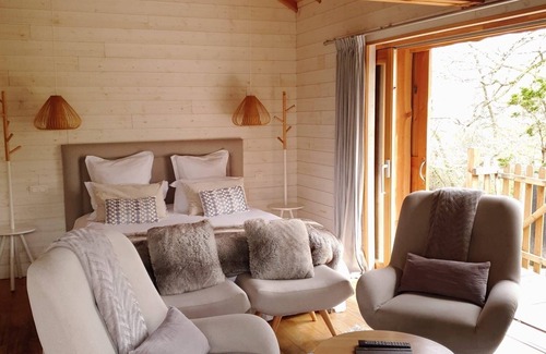 Gardegan-et-Tourtirac Ski Chalet | Vrbo Property
