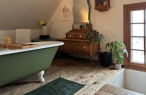 La Minerve Cabin | Vrbo Property