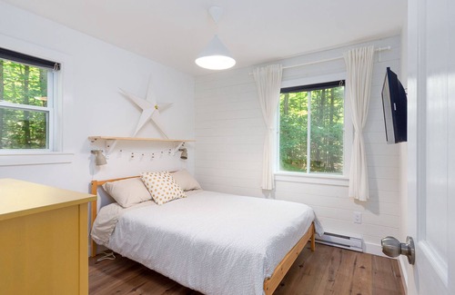 Saint-Calixte Ski Chalet | Vrbo Property