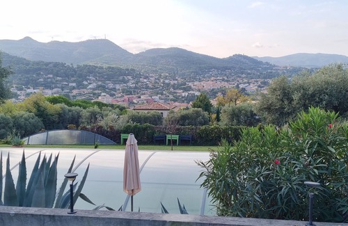 Allauch Apartment | Vrbo Property