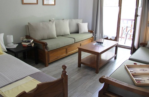 Kala Nera Apartment | Vrbo Property
