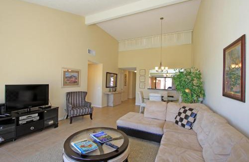 Palm Desert Apartment | VS555 - Palm Views